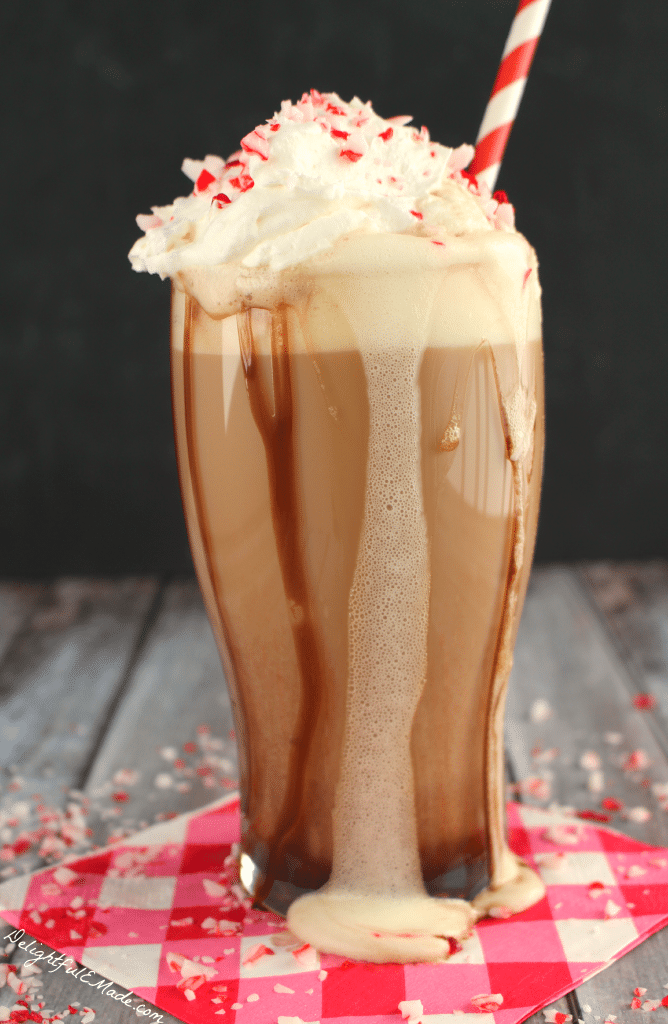 With just a few ingredients, you can easily make your favorite Peppermint Mocha coffee drink right at home! Perfect for the holidays and enjoying with your Christmas cookies!