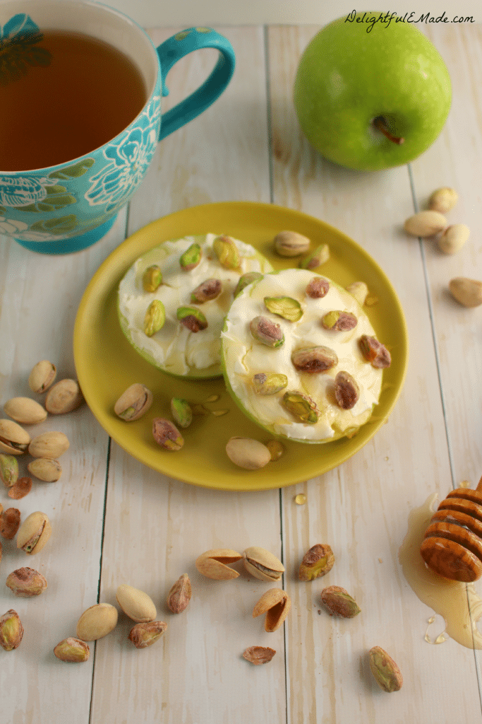 Do you need some easy, healthy and satisfying snack options?  My Pistachio and Apple Snacks are the perfect solution to your snack cravings!