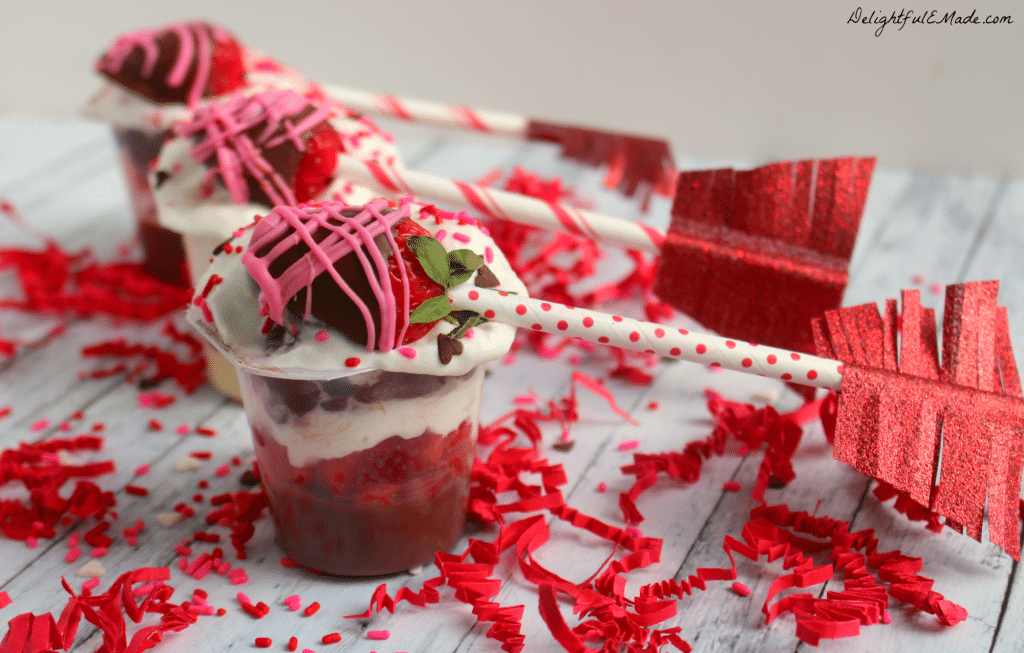 Made with Snack Pack Pudding Cups, and topped with chocolate covered strawberry cupid arrows, these snacks are perfect for celebrating your sweethearts!