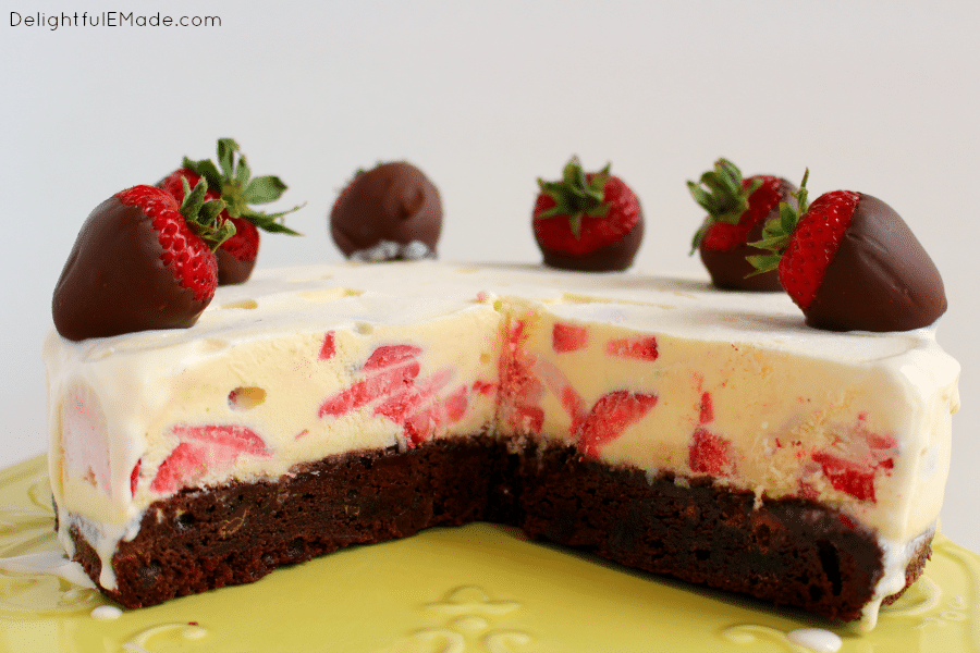 Easy Strawberry Ice Cream Cake Recipe - Play Party Plan