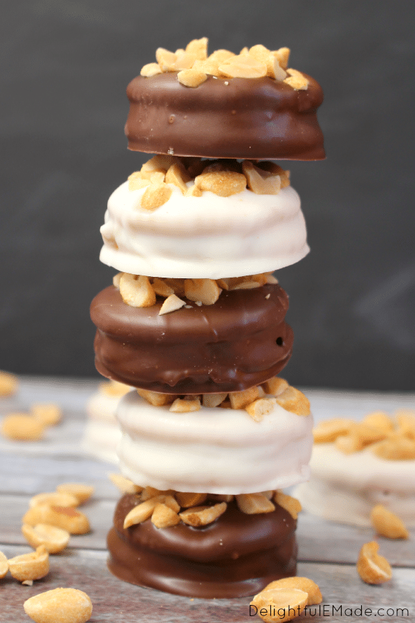 Need a super-easy, no-bake cookie idea? These amazing Chocolate Dipped Ritz Cracker Cookies are definitely the way to go! Stuffed with peanut butter, these no-bake cookies are super easy to make, and perfect for any Christmas cookie tray, or whenever you want a savory, sweet treat!