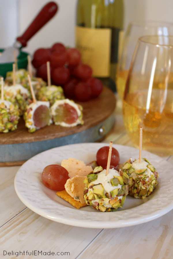 With just three ingredients, these delicious Cheese, Grape and Pistachio Truffles are the perfect appetizer! Wonderful for a holiday party, intimate gathering or wine with the girls, these easy appetizers are sure to please!