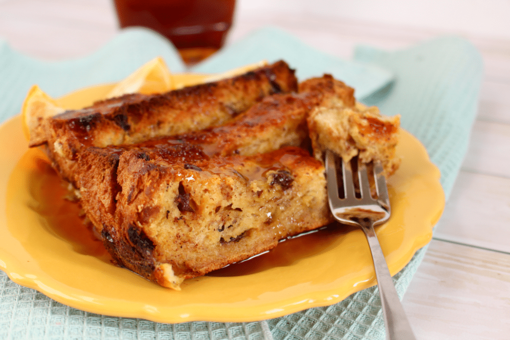 Did you get a Panettone for the holidays? Make my Panettone Baked French Toast - perfect for breakfast or brunch on Christmas morning, and great for when you have guests and want a really fantastic (and EASY!) breakfast that will feed a crowd!