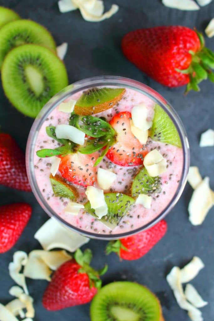 Easy Strawberry Kiwi Smoothie-Strawberry Smoothie Recipe-sq1