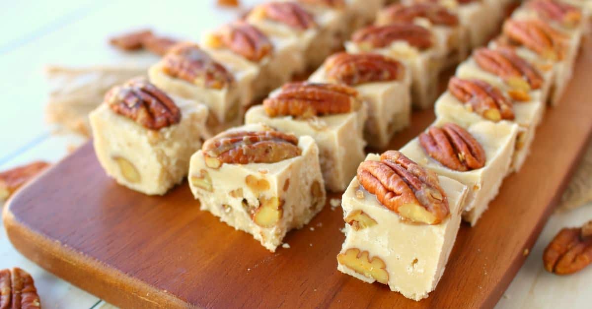 Maple pecan fudge the best maple fudge recipe 