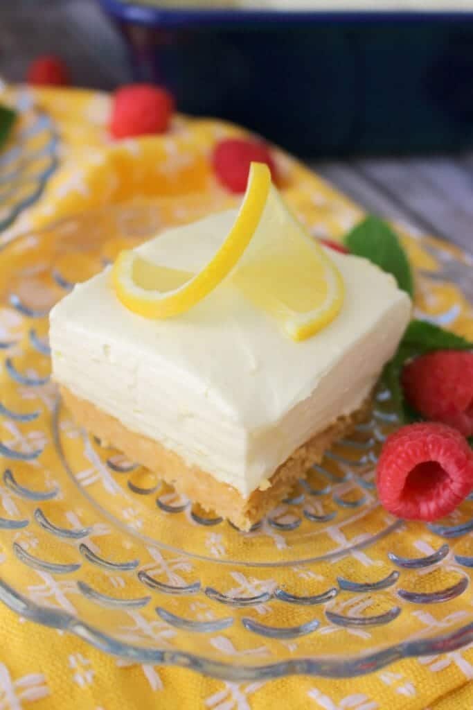 If you love an amazing lemon dessert, then these No Bake Lemon Cheesecake Bars will be your new bae! Made with a lemon OREO crust, and a creamy, no bake cheesecake filling, these easy cheesecake bars will be your new go-to dessert!