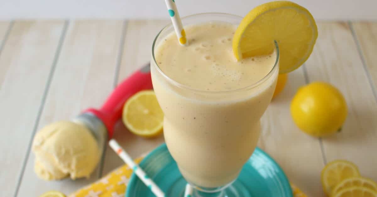 The BEST Copycat Chick Fil A Frosted Lemonade | Delightful E Made