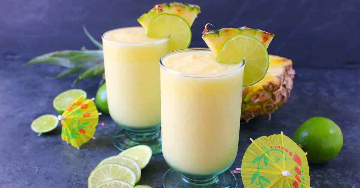 How to make a Daiquiri | The BEST Pineapple Daiquiri Recipe!