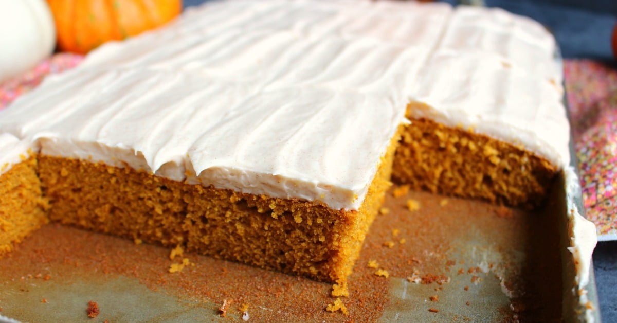 Any idea why my pumpkin bars are slanted? : r/Baking