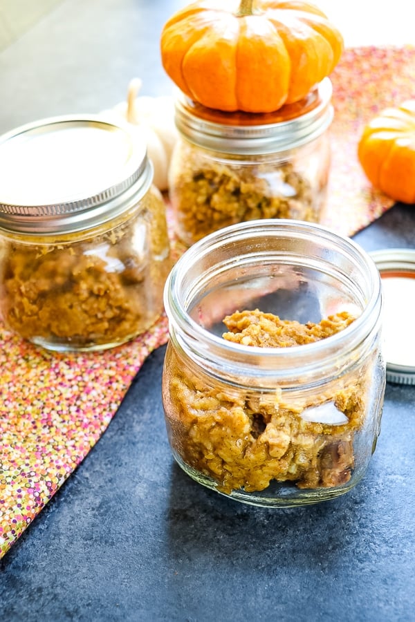 Love pumpkin oatmeal? You need to try this Pumpkin Slow Cooker Steel Cut Oats! This slow cooker oatmeal recipe is not only healthy, but made much easier using your crock pot.