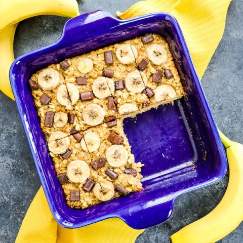 Want a healthy breakfast option that actually tastes good? This Peanut Butter Banana Baked Oatmeal is fantastic! Made with oats, bananas, eggs and good nut butter, this healthy baked oatmeal recipe is a fantastic option for busy mornings!