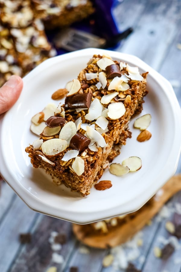 Almond Joy Oatmeal Breakfast Bars - HEALTHY Baked Oatmeal Bars!