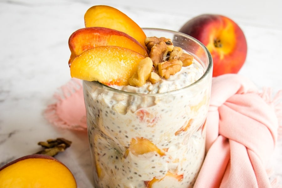 https://delightfulemade.com/wp-content/uploads/2020/08/Easy-Peach-Overnight-Oats-hz.jpg