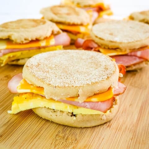 Healthy Breakfast Sandwiches {EASY Freezer Breakfast Sandwiches}