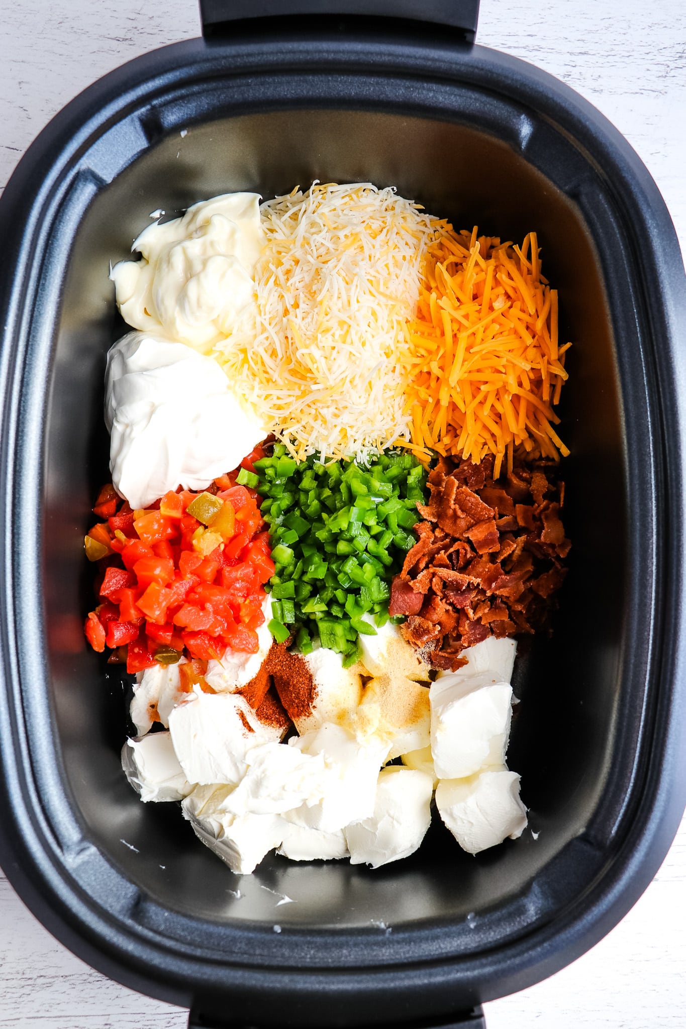 EASY Crock Pot Jalapeno Popper Dip