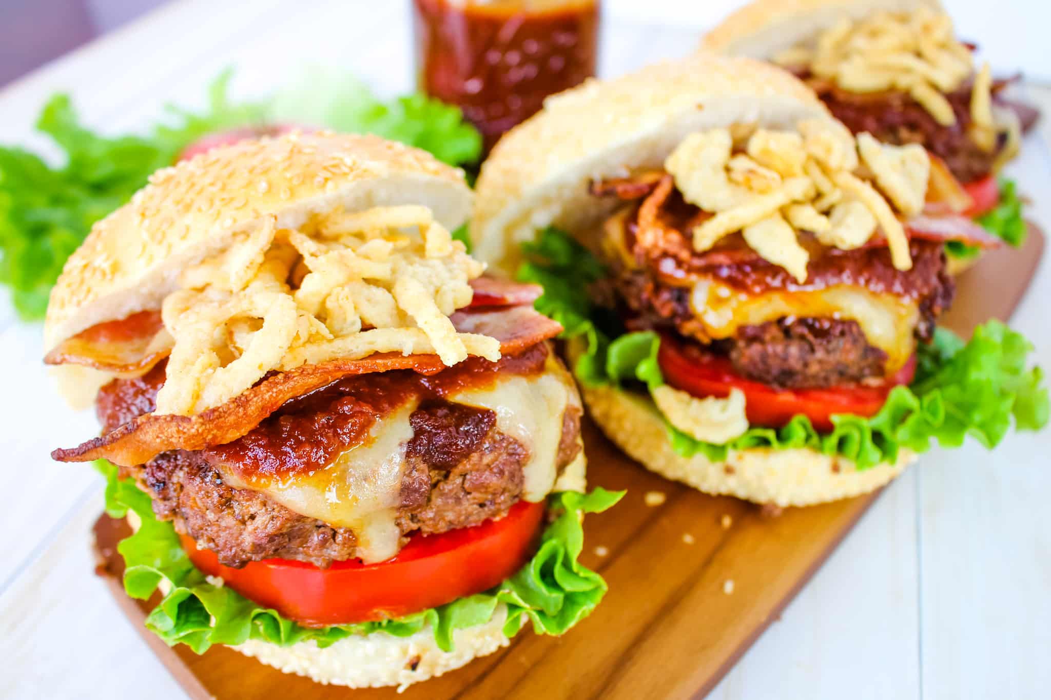 Bacon BBQ Burger recipe - Rufus Teague