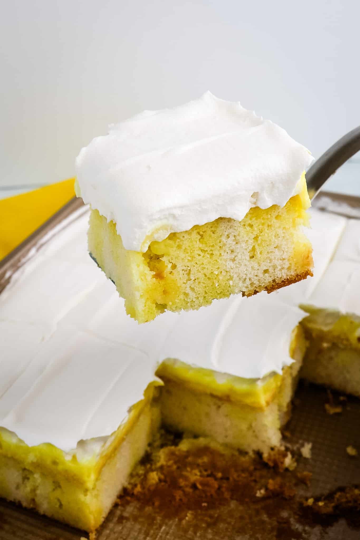 Lemon Poke Cake with Pudding EASY Lemon Jello Cake Recipe!