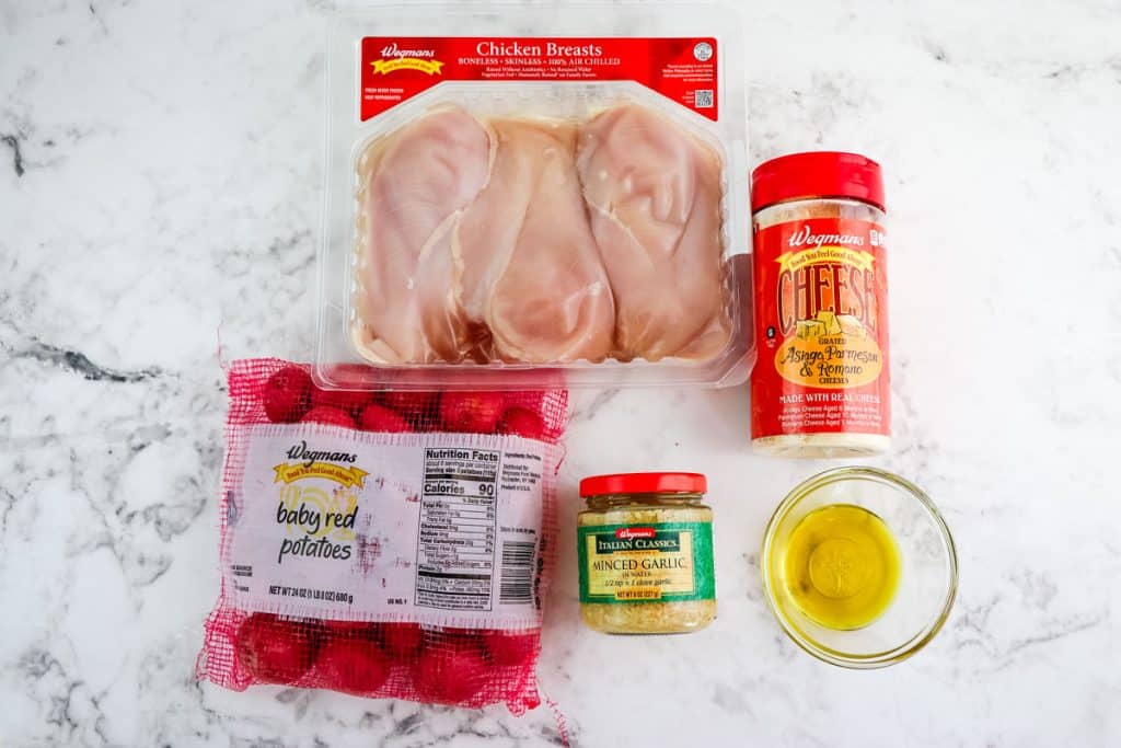 Ingredients needed to make baked garlic parmesan chicken.